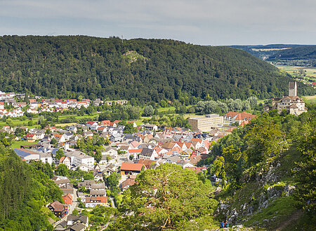 Panoramaansicht auf Markt Kipfenberg vom Brandplatz