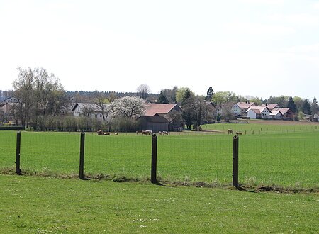 Blick auf Irlahüll vom Hügelgräberweg Nr. 11