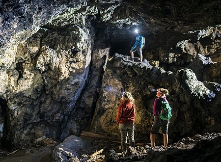 Höhleninneres der Arndthöhle bei Attenzell Kipfenberg Arndthöhle