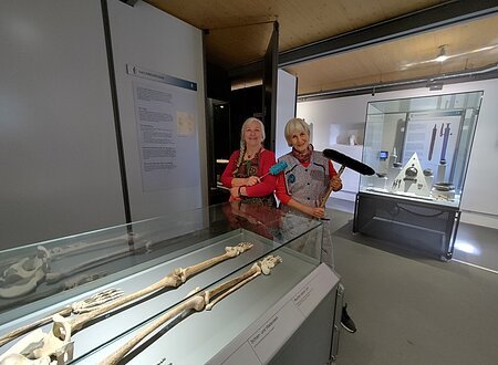 Putzweiber im Museum