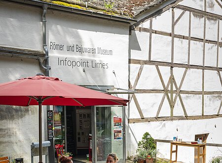 Biergarten des Römer und Bajuwaren Museums Kipfenberg