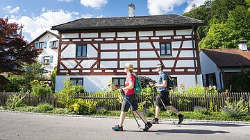 Fachwerkhaus an der Karstquelle Grüner Topf in Kipfenberg-Grösdorf